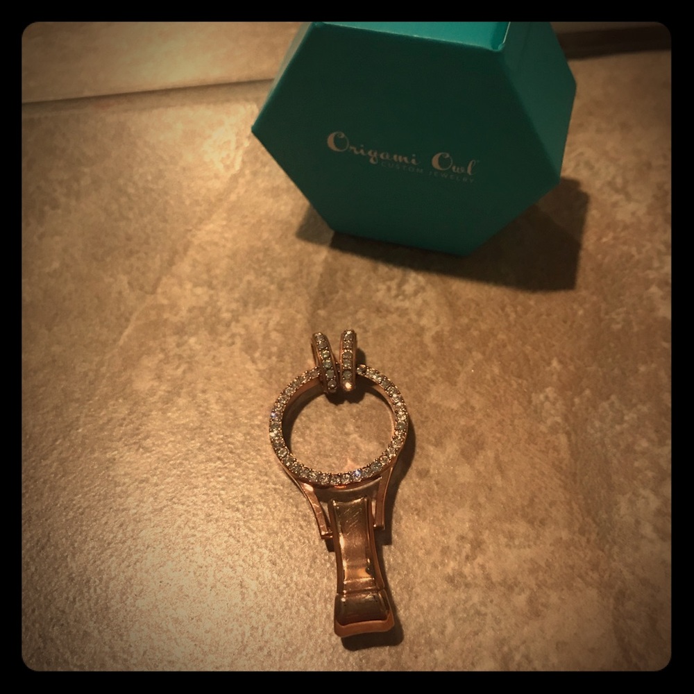 Origami Owl lanyard clip